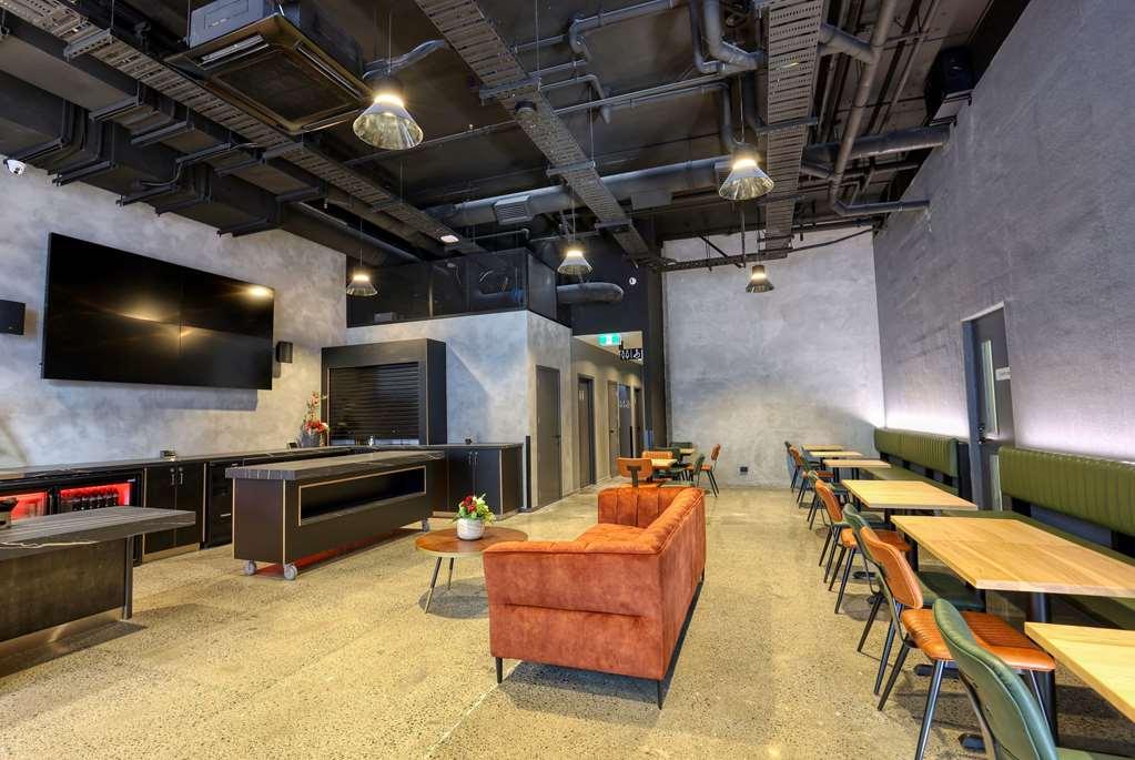 Microtel By Wyndham Wellington Restaurant bilde